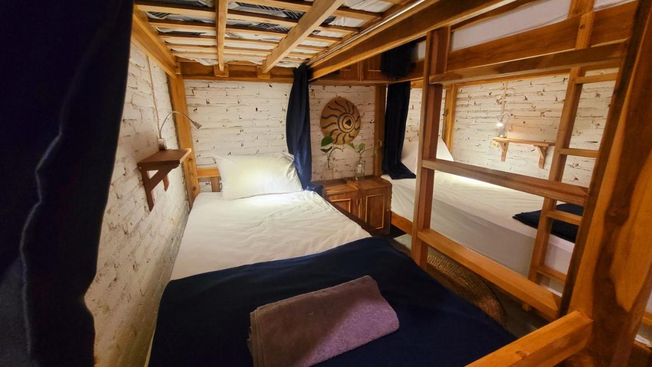 Al Kabron Inn Karimunjawa Esterno foto