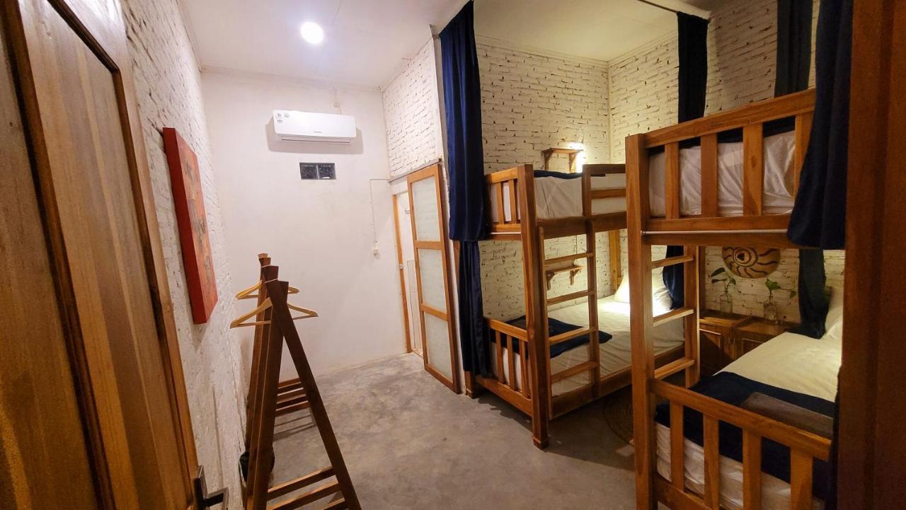 Al Kabron Inn Karimunjawa Esterno foto